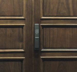 780 11 KHÓA CỬA VÂN TAY BOSCH FU750 EU MÀU ĐEN