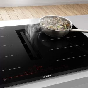 anh bep tu ket hop hut mui Bosch Bếp Từ Kết Hợp Hút Mùi BOSCH Home Connect HMH.PXX875D67E Serie 8