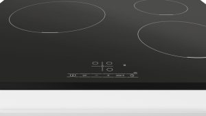 c7ffabe9dd790d37627d448ddd295ed8 scaled 1 BẾP TỪ BOSCH 3 VÙNG NẤU - 60 CM HMH.PUC631BB5E NHẬP KHẨU TÂY BAN NHA