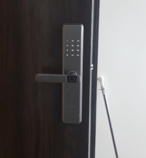 khoa cua dien tu bosch id 30bkb 1 1 Khóa cửa điện tử Bosch ID-30BKB màu đen