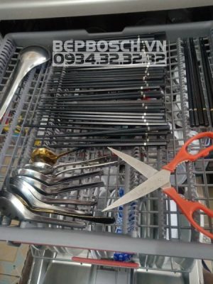 z3260225755803 c6529eed93f4669a61add6909e37a938 Máy rửa bát Bosch SMI46MS00E