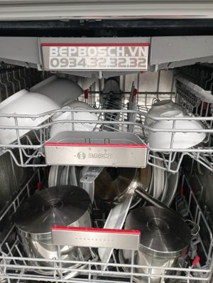 z3411709406529 3804a5ce53db4b66e893bdd932a81073 Máy rửa bát Bosch SMS88TW02M