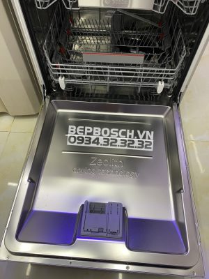 z3527048100517 b63f17aa52a0784e1f259f309059c5b1 MÁY RỬA BÁT BOSCH SMS6ZCI49E SERI 6 SẤY ZEOLITE NHẬP KHẨU ĐỨC