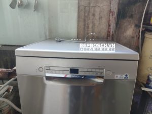 z3734765575018 cb30ff93abc31cdb3c8354cb90bf9610 MÁY RỬA BÁT BOSCH SMS2IVI61E