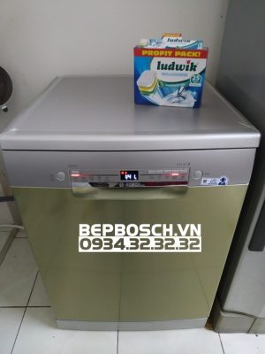 z3734770214636 6c7a84d15e78ad3809df48262f9fec3f 1 MÁY RỬA BÁT BOSCH SMS2IVI61E
