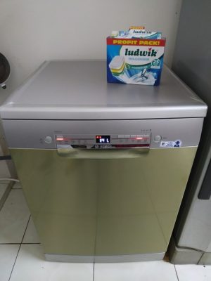 MÁY RỬA BÁT BOSCH SMS2IVI61E