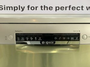 z4078062911848 6fb8f4ddaff708159cb3e925b602701b Máy rửa bát Bosch SMS6ZCI14E series 6 - Zeolith kết hợp HomeConnect